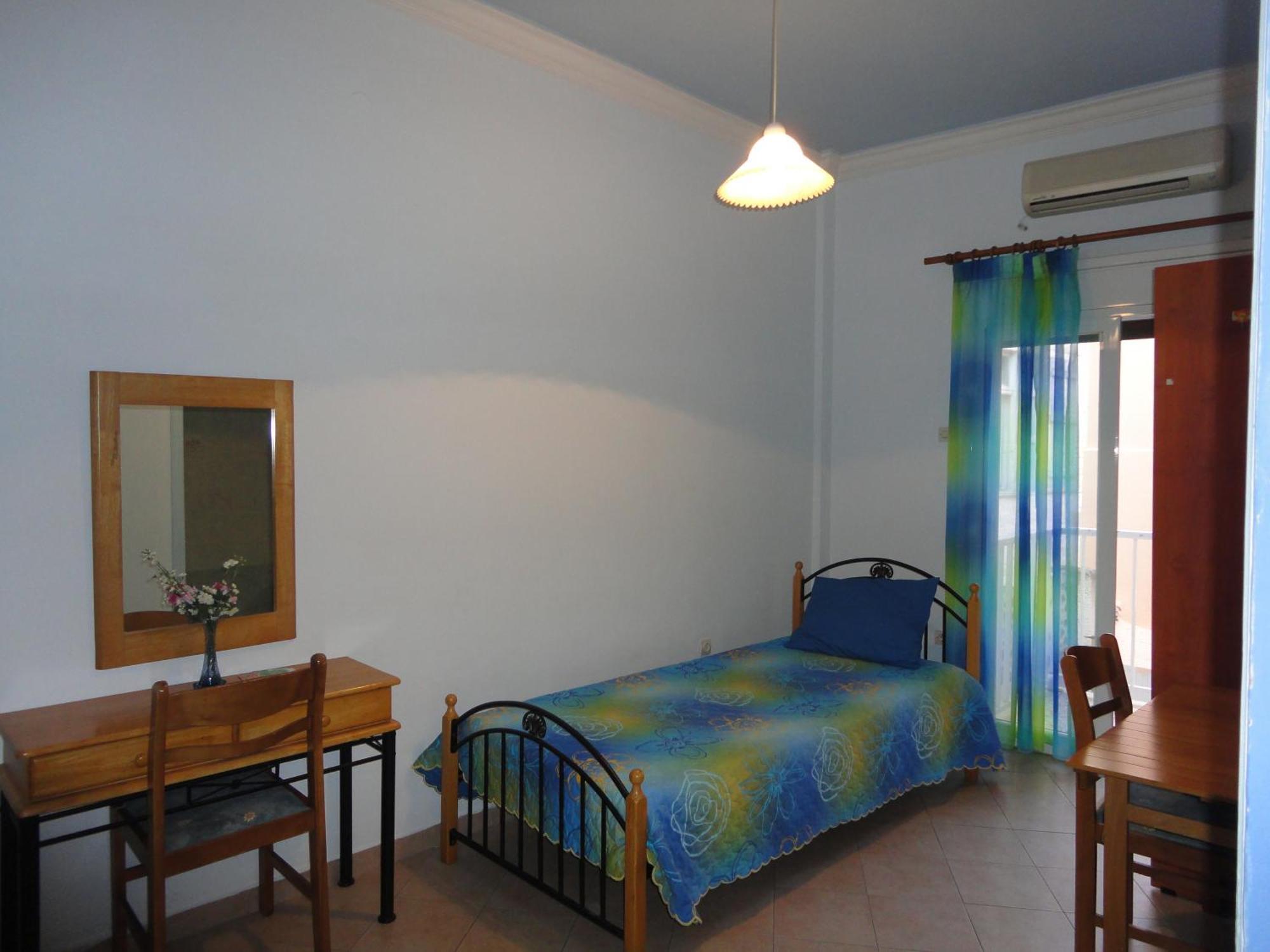 Apergis Rooms Ermoupoli Zimmer foto